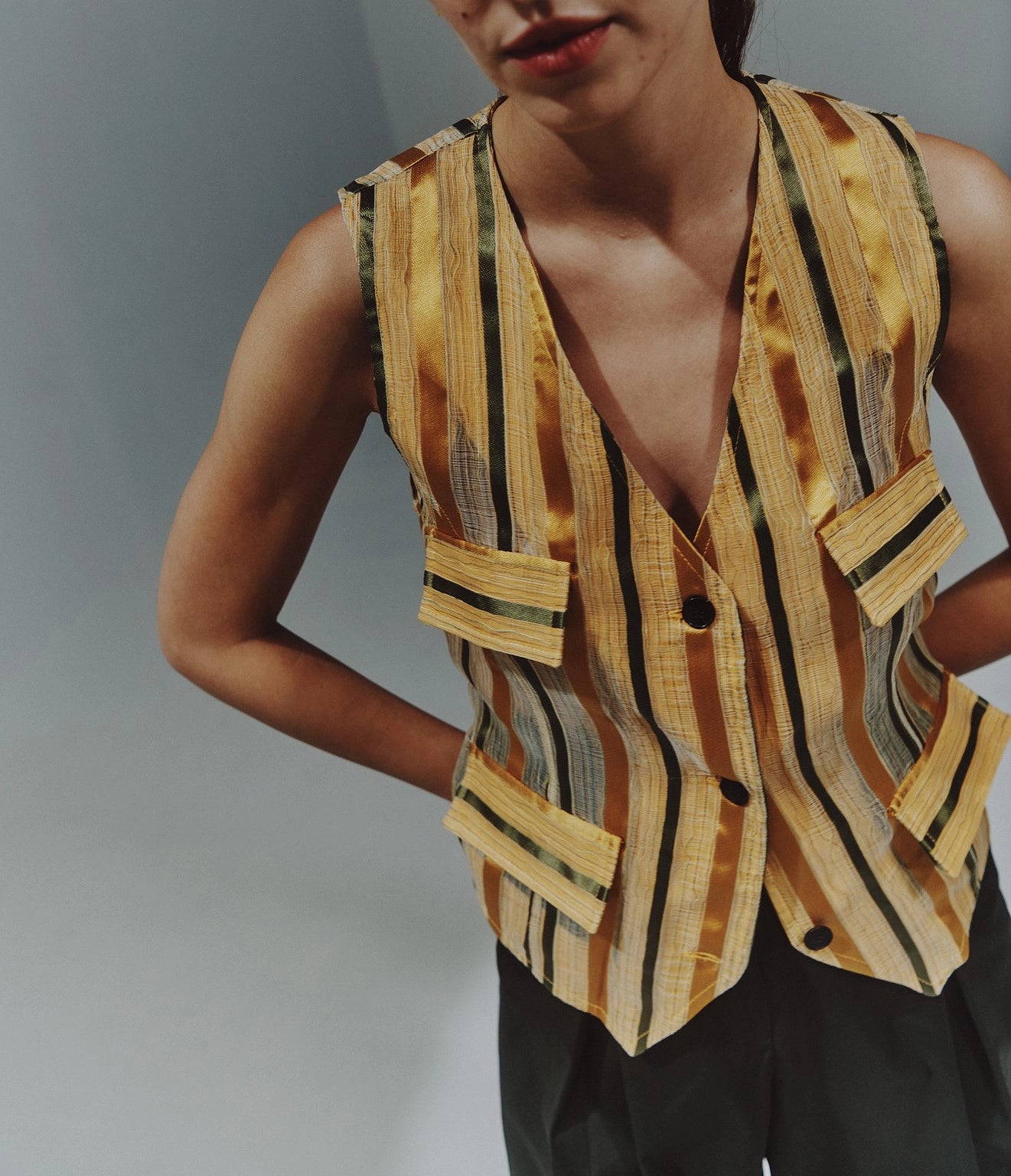 TOP/CHALECO ORGANZA