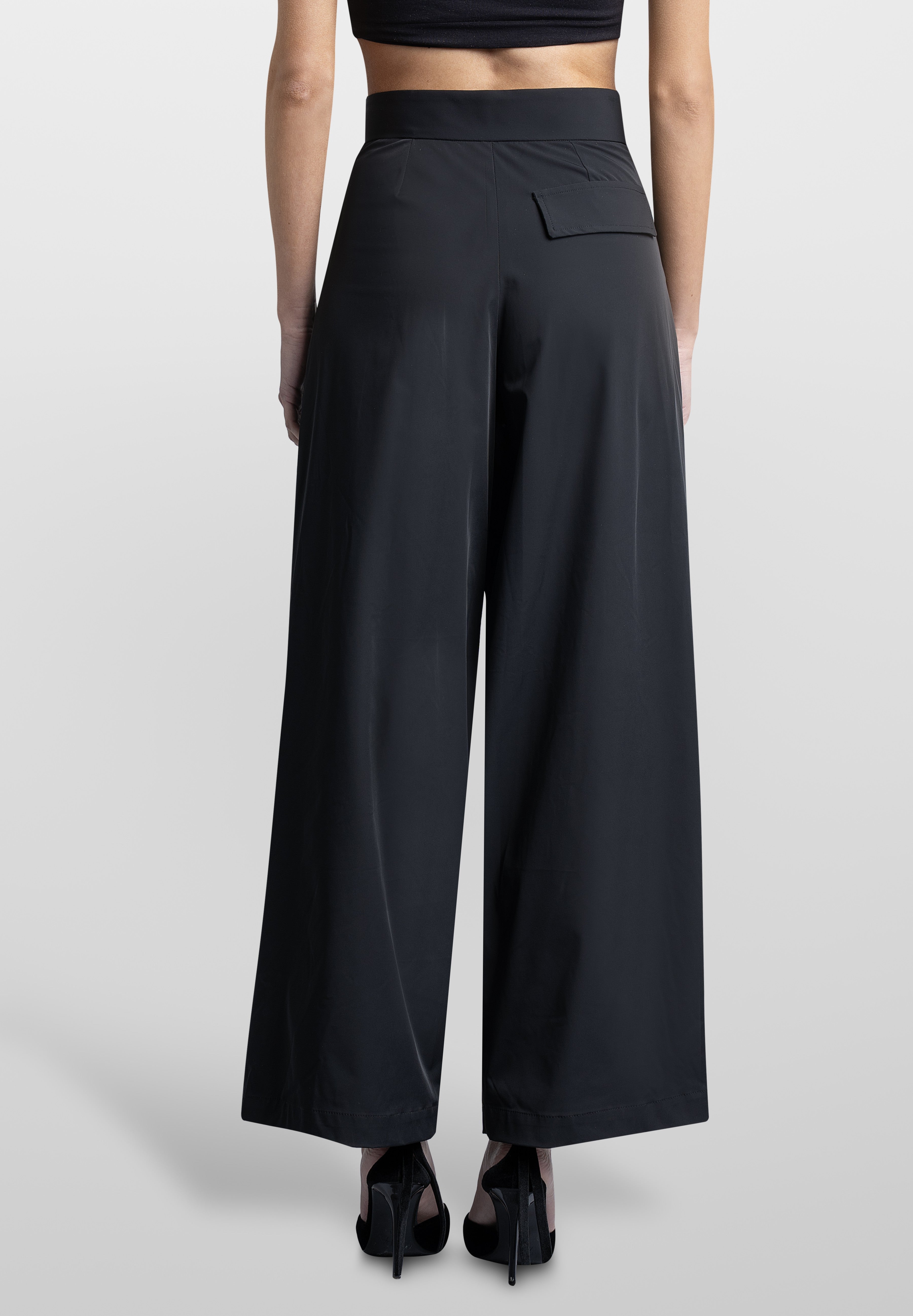 PANTALÓN NOA NYLON
