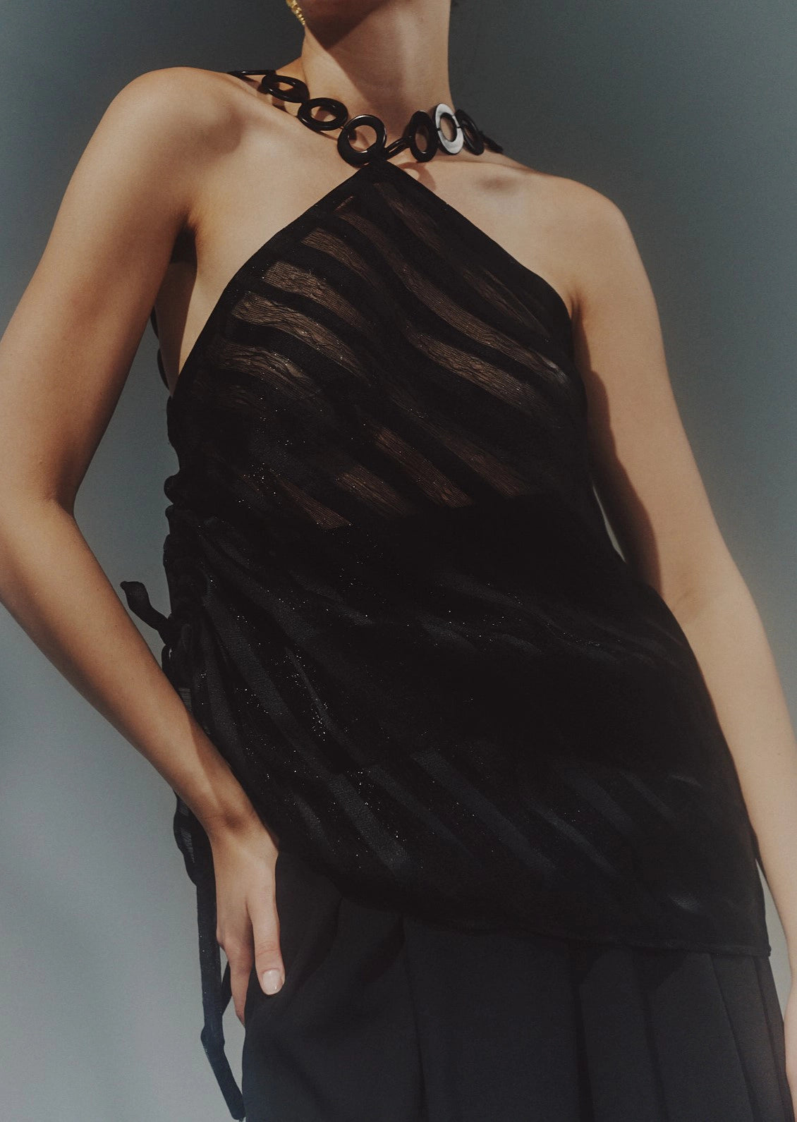 TOP ORGANZA CON TAGUA